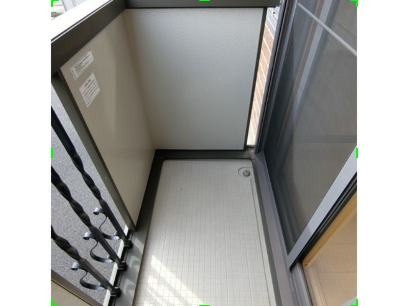 バルコニー　図面と現状に相違がある場合には現状を優先