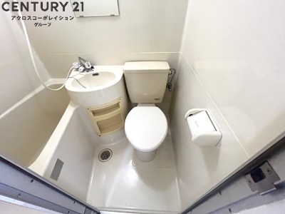 トイレ　掃除のしやすいシンプルなトイレです☆