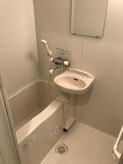 バス・シャワールーム　※別室参考写真