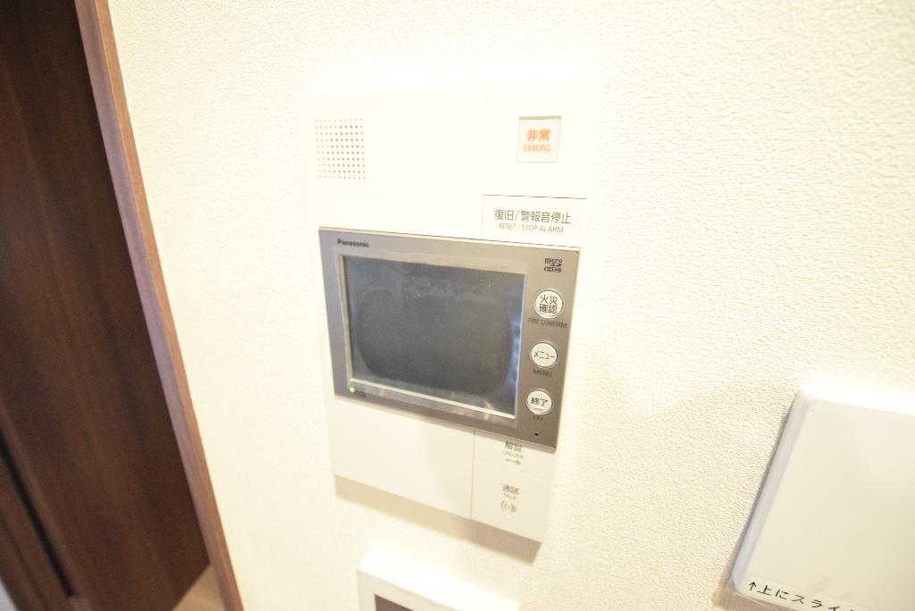 セキュリティ　カメラ付インターホン