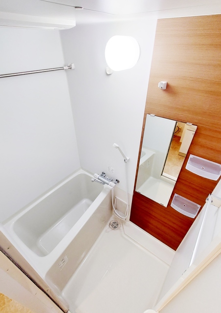 バス・シャワールーム　浴室乾燥・暖房機能付き浴室