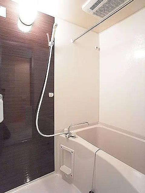 バス・シャワールーム　浴室