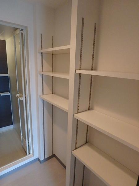 その他設備　洗面所に収納棚♪タオル類もしっかり収納♪