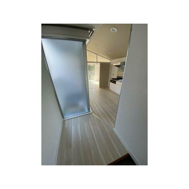 玄関　※同仕様写真含む