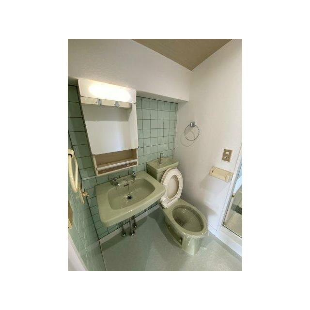 洗面設備　※同仕様写真含む