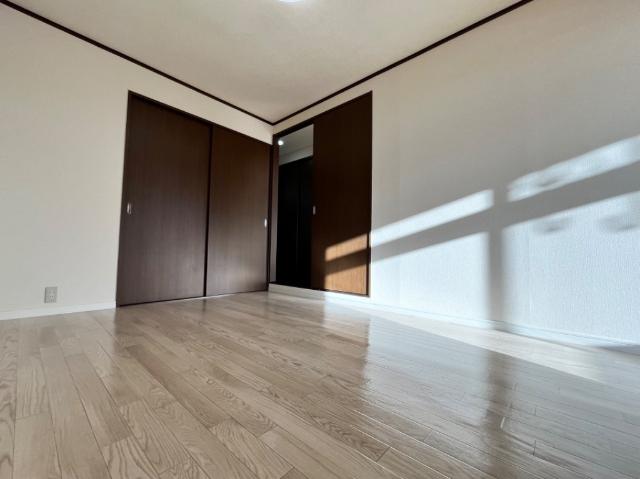 その他部屋・スペース　南側洋室