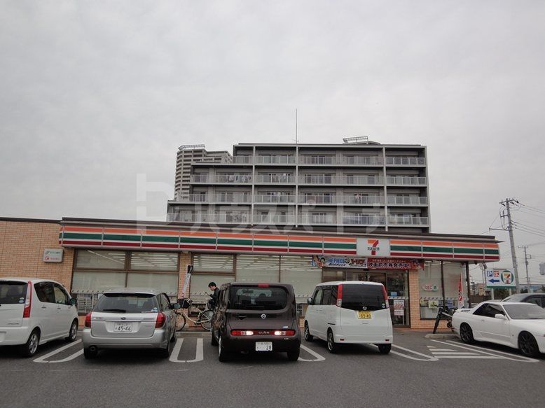 コンビニ　セブン-イレブン 柏の葉キャンパス店（コンビニ）まで390m