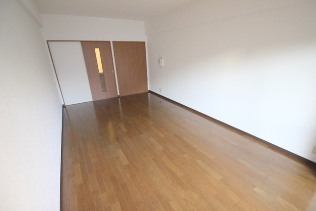 居室・リビング　別号室の写真です。