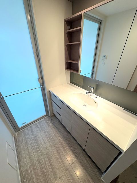 洗面設備　独立洗面台