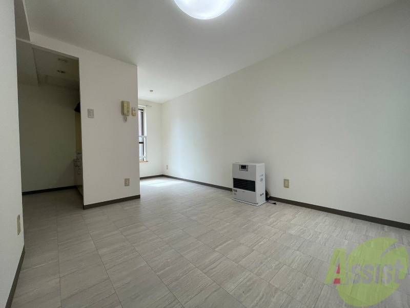 居室・リビング　広くてキレイなお部屋が広がっていて、充実した生活が送れそう。