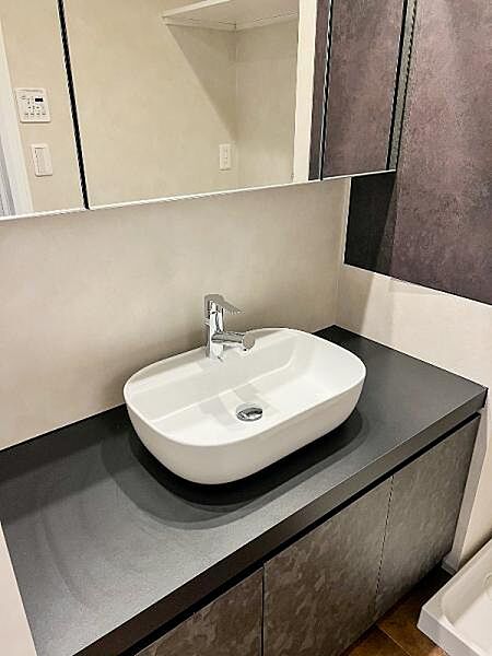 洗面設備　洗面化粧台