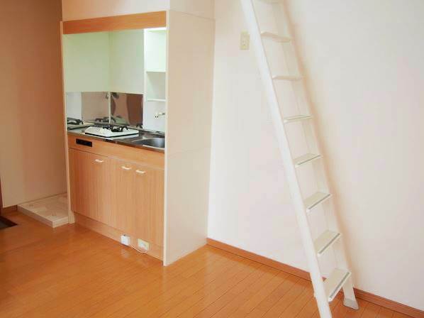 居室・リビング　キッチンスペース