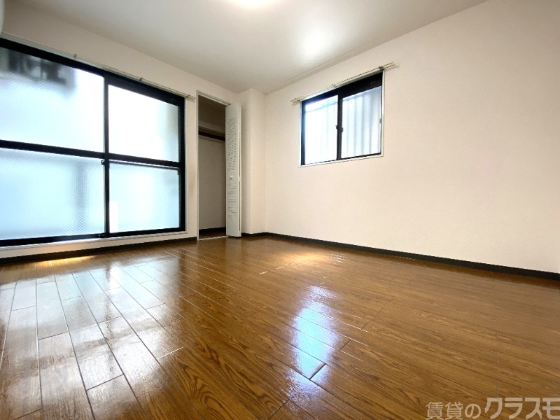 居室・リビング　日当たり良好！！