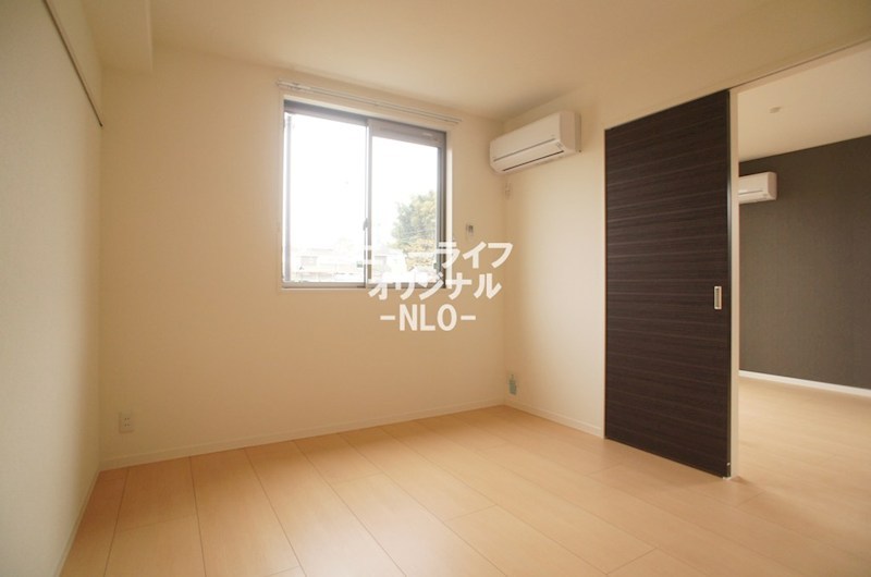 その他　リビング続きの洋室6帖