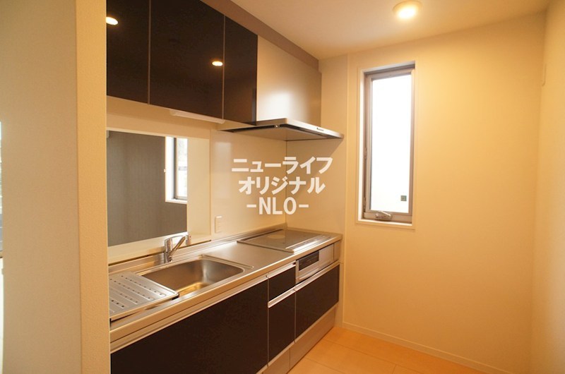 キッチン　ご家族との会話が弾むカウンター付き対面式キッチン