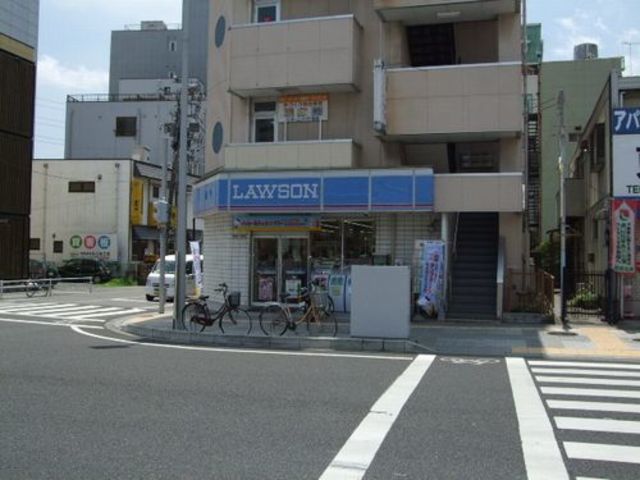コンビニ　ローソン小山城北三丁目店（コンビニ）まで353m