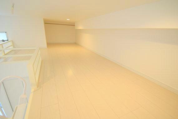 その他部屋・スペース　ロフトはゆったりできる広さです。