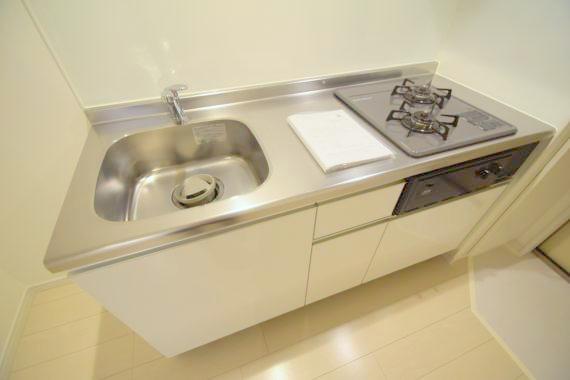 キッチン　ピカピカのキッチンはお料理の時間を楽しませてくれます。