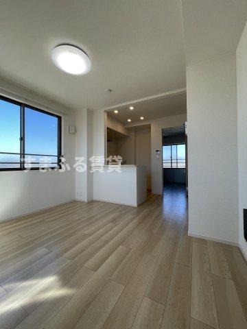 居室・リビング　同仕様　同施工会社　リビング