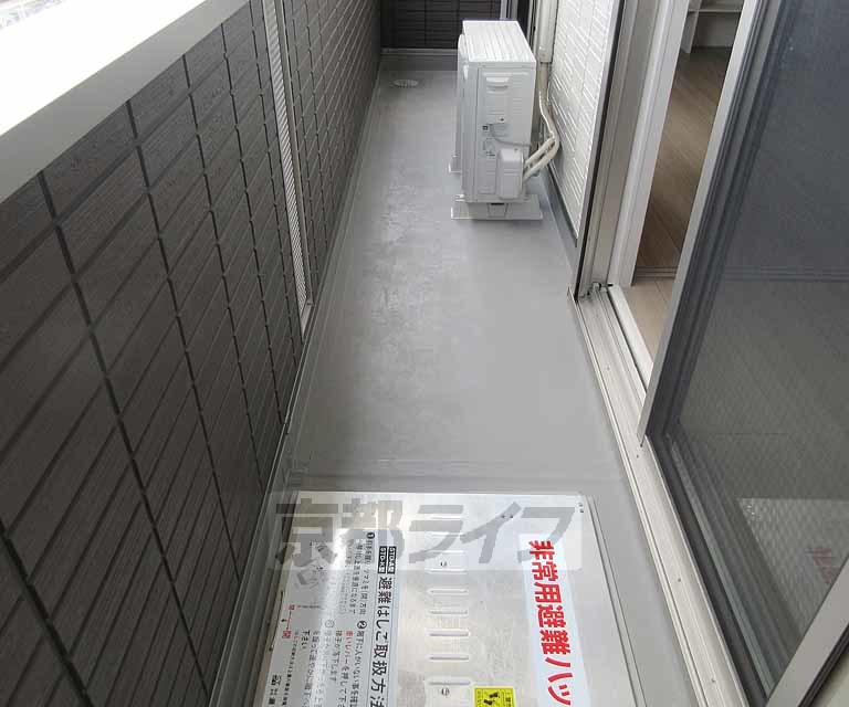 バルコニー　バルコニーも広いです！