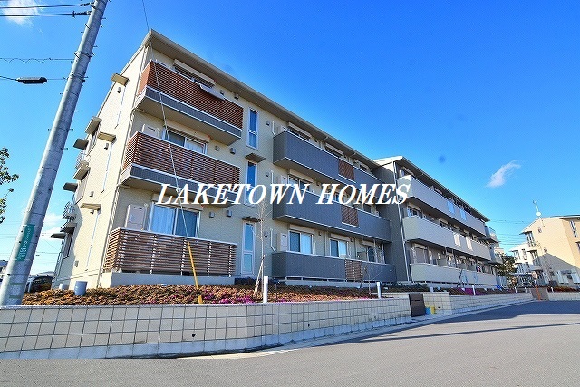 建物外観　レイクタウンでのお住まい探しは、地元の当社にお任せ下さい！！