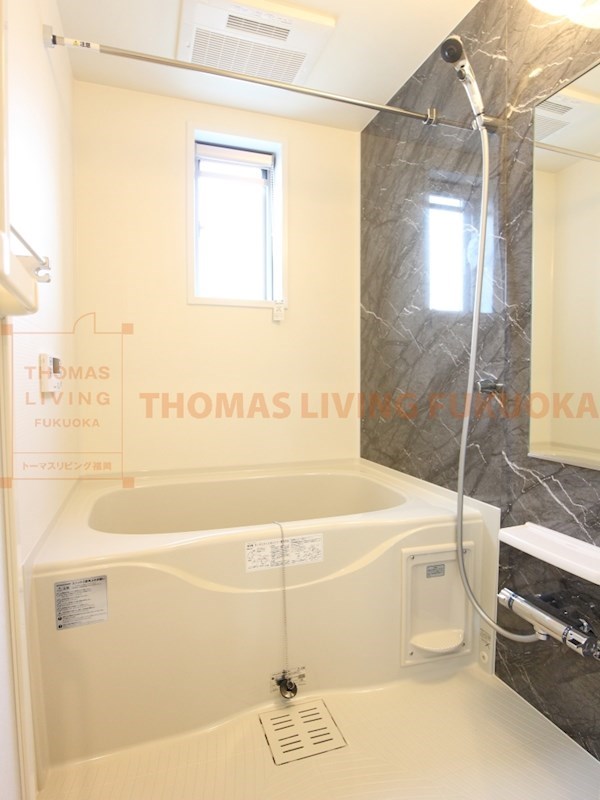 バス・シャワールーム　浴室