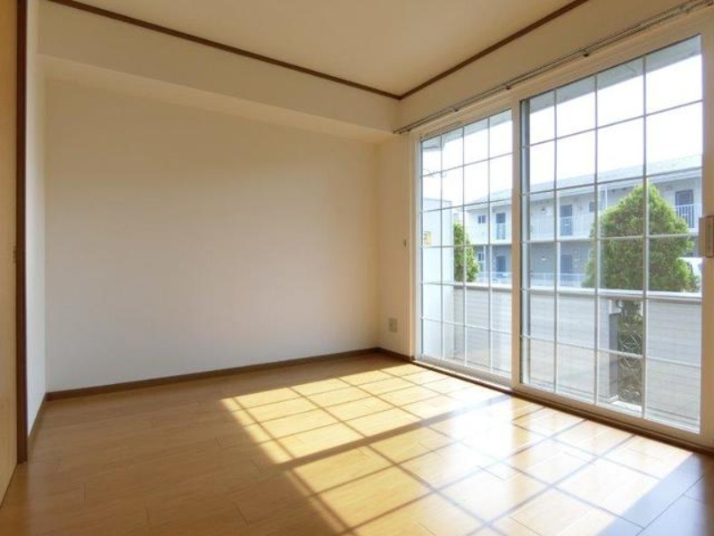 居室・リビング　図面と現状に相違がある場合には現状を優先