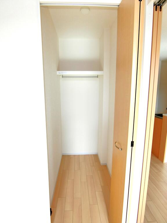 その他　同型物件の写真、配色に違いあり