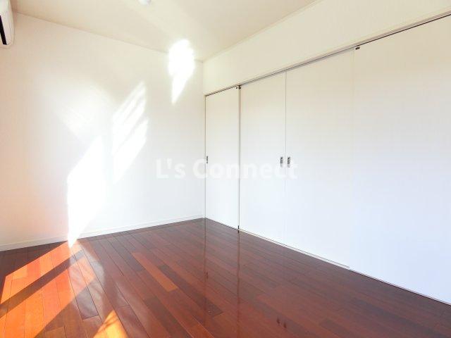 その他　６．５帖の洋室です。