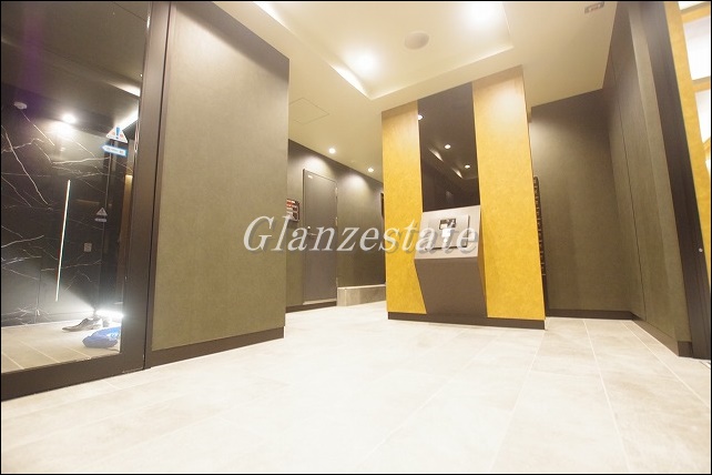 エントランス　清潔なエントランスです