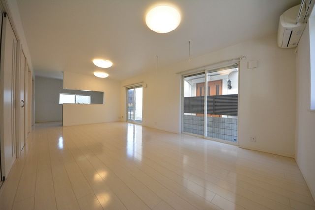 居室・リビング　リビング