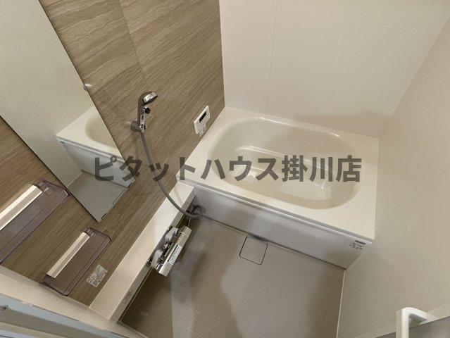 ＪＲ東海道本線 磐田駅 徒歩22分 2階建 築1年の風呂写真