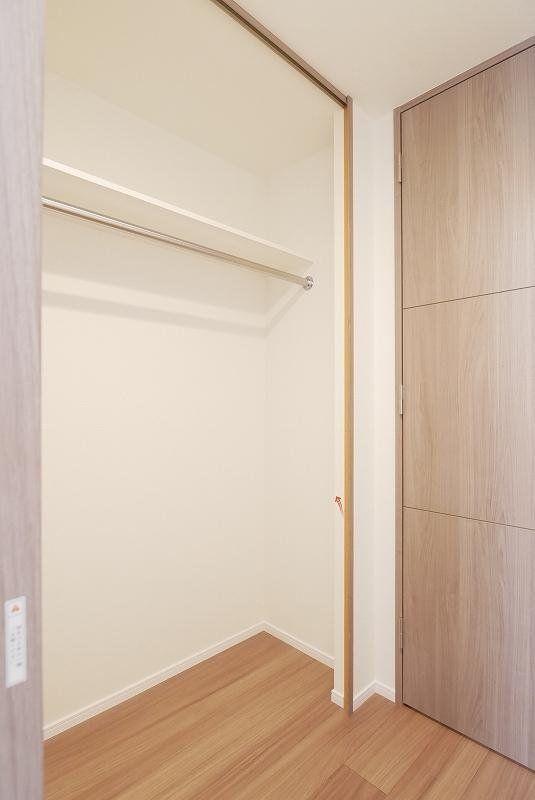 バス・シャワールーム　収納