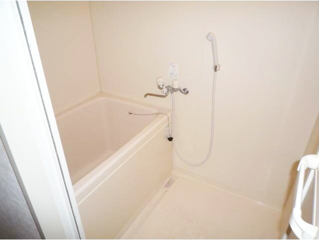 バス・シャワールーム　清潔感のある快適バスルーム♪