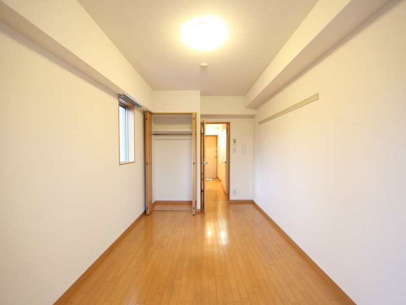 その他部屋・スペース　洋室8帖　クローゼット付（収納充実してます）