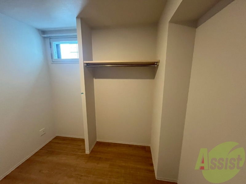 収納　収納もバッチリあるのでお部屋が片付きますよ！