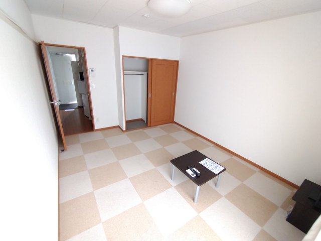 その他　１階はフローリング仕様です。現況優先。