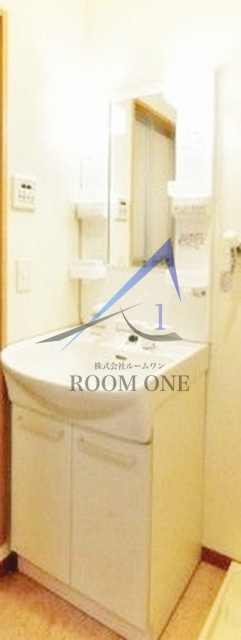 洗面設備　洗面台です。