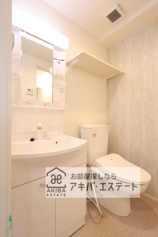 洗面設備　同一仕様写真