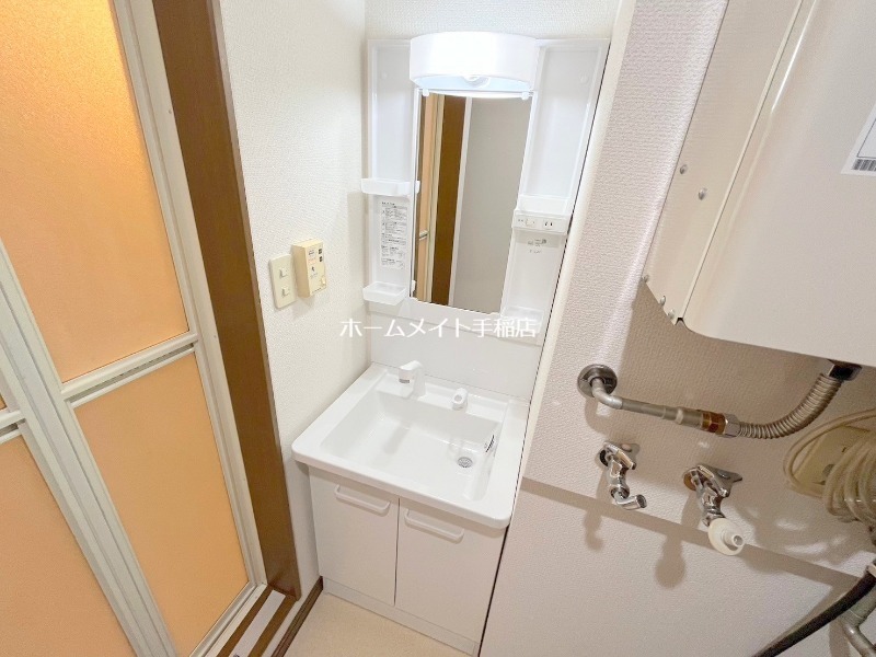 洗面設備　シャンプードレッサーで便利です♪