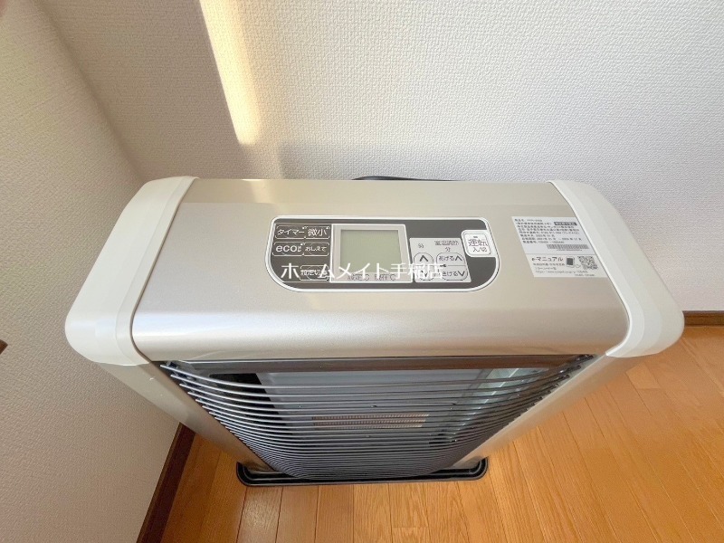 その他設備　灯油ストーブ付きです！