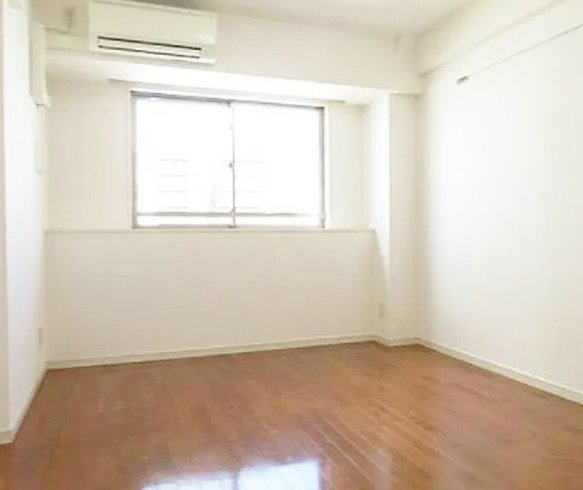 居室・リビング　明るい居室です