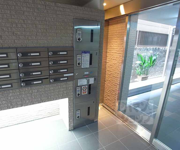 ロビー　宅配ＢＯＸ