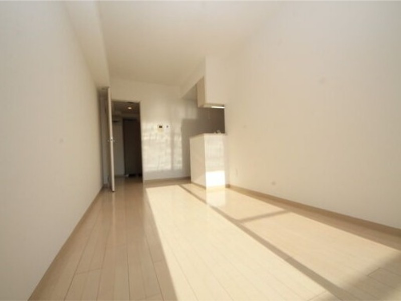 居室・リビング　退去予定につき同タイプ別号室の画像です。