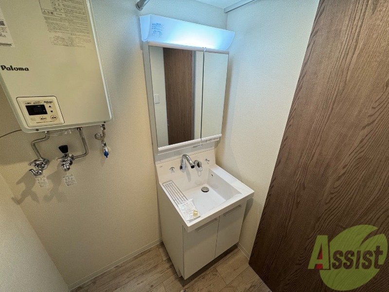 洗面設備　シャンプードレッサーで身支度もラクラクです！