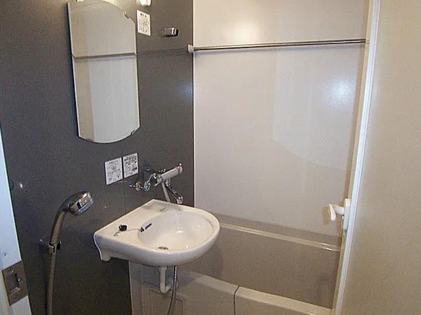 バス・シャワールーム　浴室