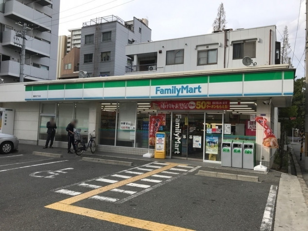 コンビニ　ファミリーマート鷺洲五丁目店（コンビニ）まで492m