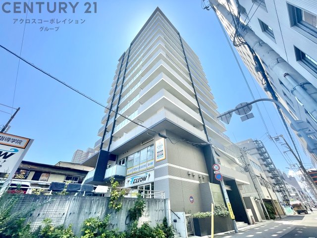 建物外観　オートロック・宅配ボックス付で不在時も安心♪