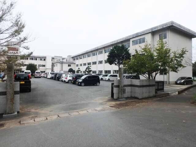 中学校　玉城町立玉城中学校（中学校）まで1545m