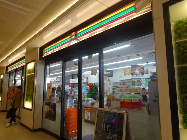 コンビニ　セブンイレブンハートイン JR森ノ宮駅北口店（コンビニ）まで125m
